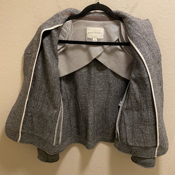 Banana Republic Gray Wool Blend Blazer Size 4 - Picture 6 of 12